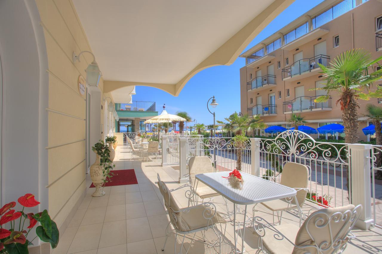 Hotel Rosa Maria Elite Беллария-Иджеа-Марина Экстерьер фото